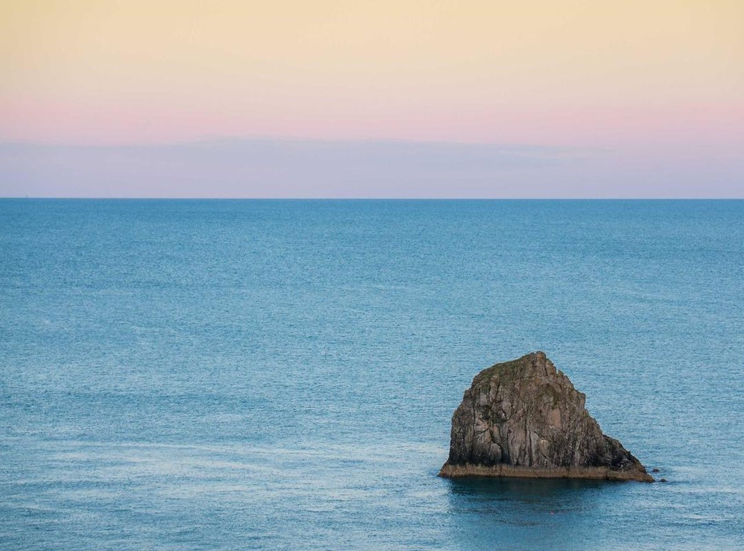 Comparative Analysis: Lakers vs. Atlanta Hawks